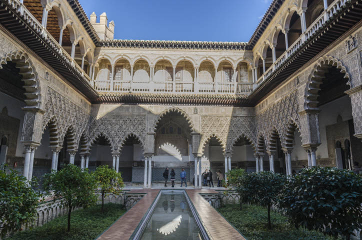 Sevilla 090 - Real Álcazar - Palacio del Rey Don Pedro - Patio de Las Doncellas.jpg